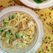 Olive Garden Alfredo Pasta/Vicky