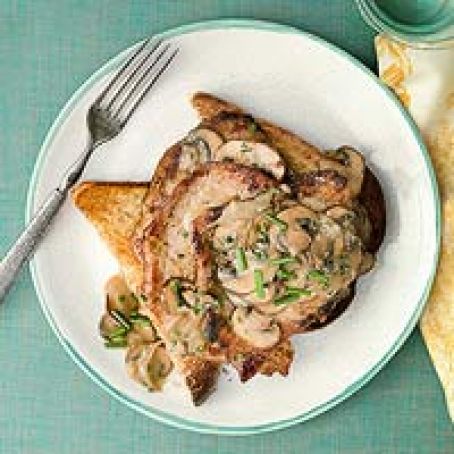 VEAL SCALLOPS WITH MARSALA CREAM SAUCE