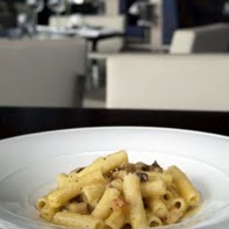 MACCHERONI alla CARBONARA