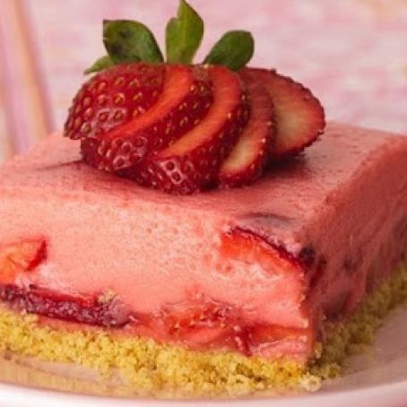 Triple-Strawberry Dessert