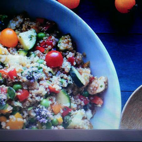 Fresh Vegetable Quinoa Salad