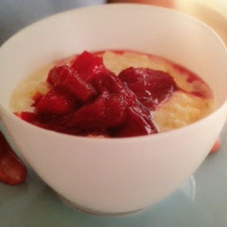 Rhubarb with Vanilla and Cardamom Rice