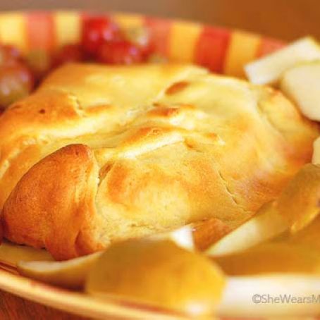 Apricot Baked Brie