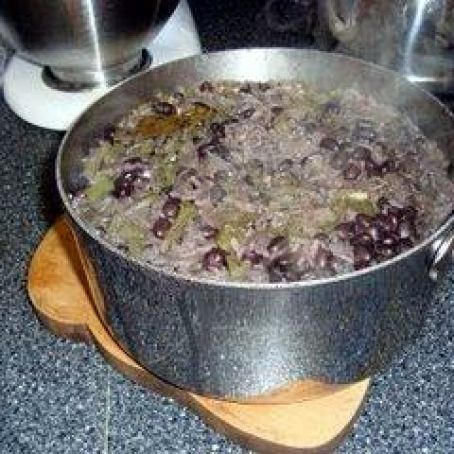 Nathan's Moros y Cristianos