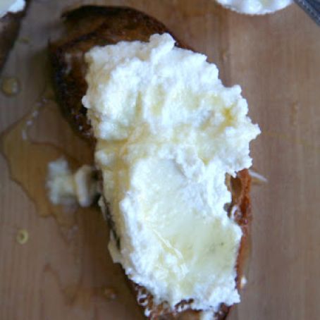 Ricotta Crostini with Chestnut Honey