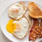 PERFECT FRIED EGGS {atk}