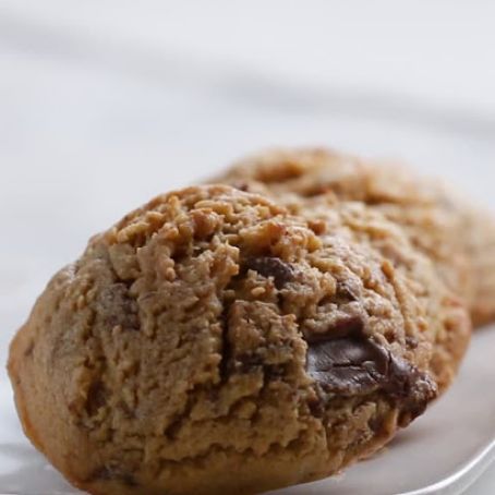PEANUT BUTTER CUP CAKE MIX  COOKIES