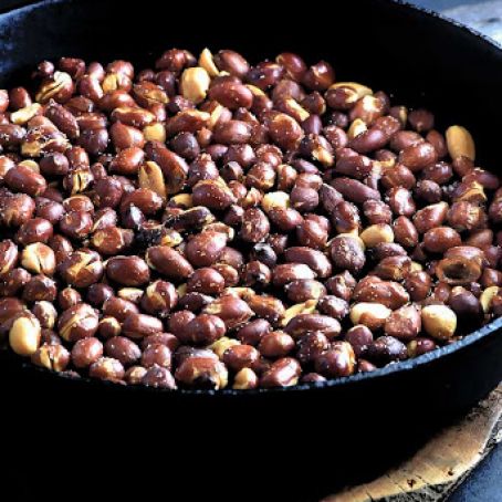 Skillet Roasted Peanuts