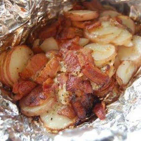 Bacon Ranch Foil Packet Potatoes