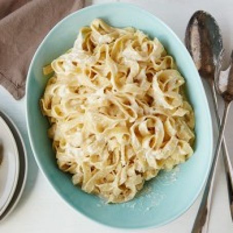 Easy Fettuccine Alfredo