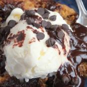 Slow Cooker Chocolate Chip Brownie Cake