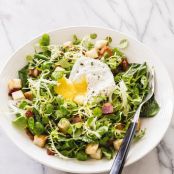 Salade Lyonnaise with Poached Egg