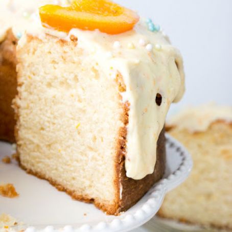 ORANGE VANILLA SOUR CREAM POUND CAKE