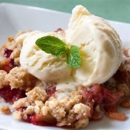 Rhubarb Strawberry Crunch