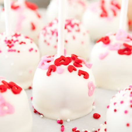 VANILLA BEAN CAKE POPS