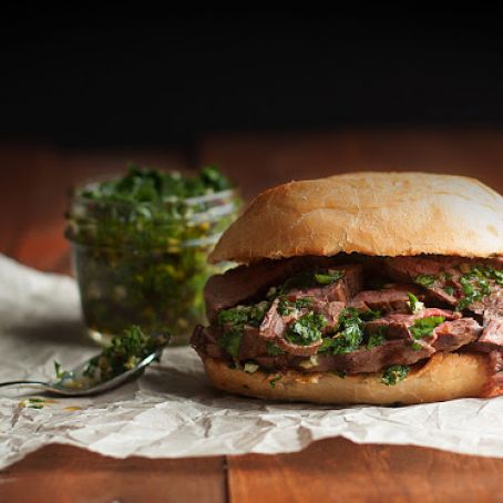 FLANK STEAK SANDWICHES WITH CHIMICHURRI SAUCE