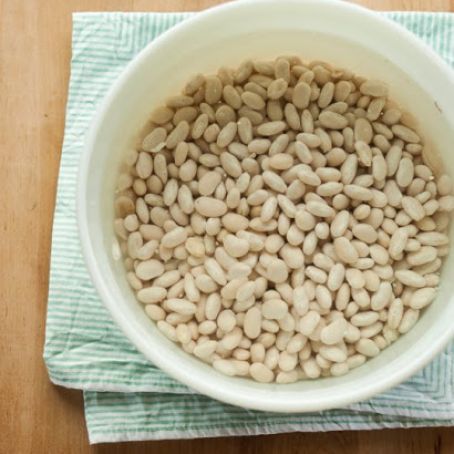 SLOW COOKER APPLE CIDER BEANS