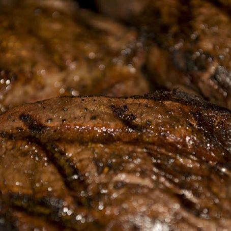 Grilled Filet Mignon with Herb Butter & Texas Toasts