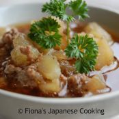 Nikujaga: Japanese-style Potato and Beef Stew