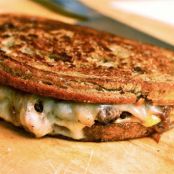 How to Make the Ultimate Patty Melt