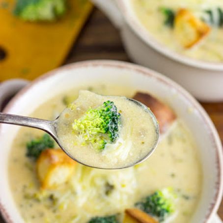 Copycat Panera® Broccoli Cheddar Soup
