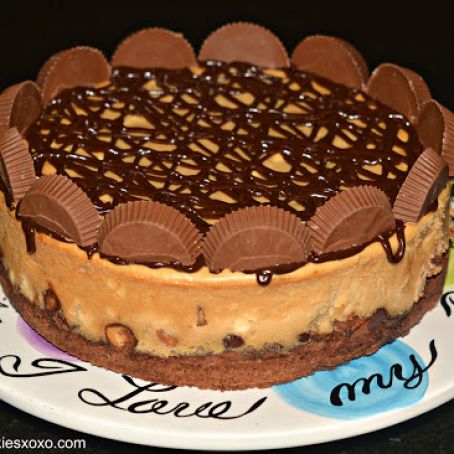 Reese' Peanutbutter Cup Cheesecake