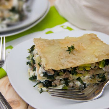 Four-Cheese White Lasagna with Chicken and Kale