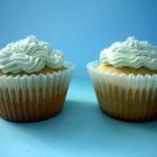 Vanilla Cupcakes with Buttercream Icing