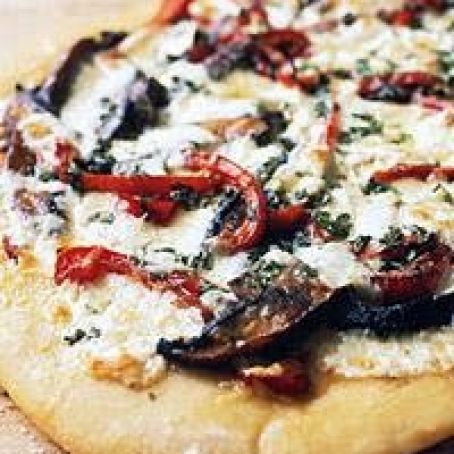 Portobello-Mushroom and Red Pepper Pizza