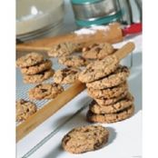 ULTIMATE CHOCOLATE CHIP OATMEAL COOKIES