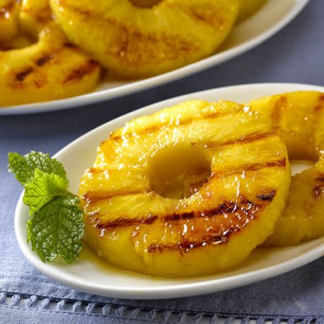 Skinny Grilled Pineapple