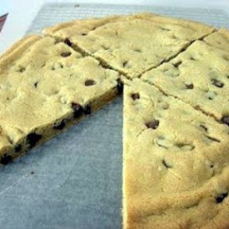 GIANT Cookie