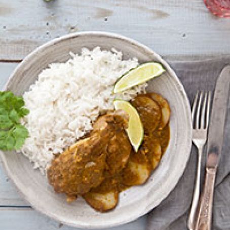 Slow Cooker Puerto Rican Chicken in Green Sauce