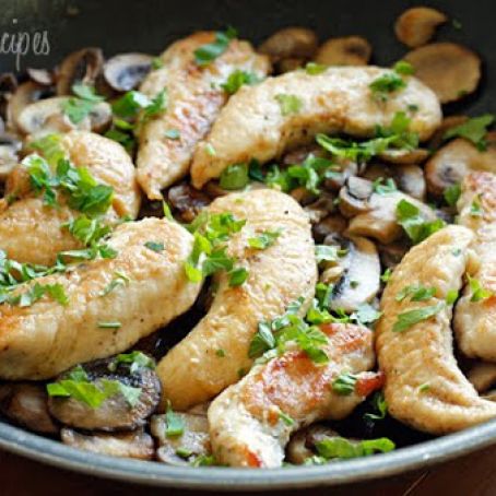 Chicken and Mushrooms in a Garlic White Wine Sauce