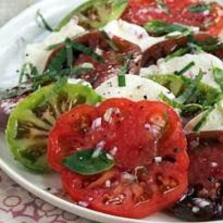 Heirloom Tomato, Mozzarella and Basil Salad