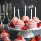 Strawberries and Champagne Cupcakes