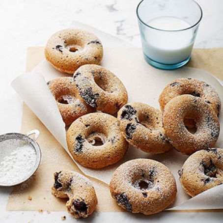 Baked Whole Wheat Blueberry Doughnuts