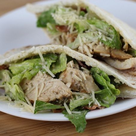 Wendy's Classic Greek Stuffed Pita ****