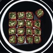 PROSCIUTTO AND GREEN BEAN BITES