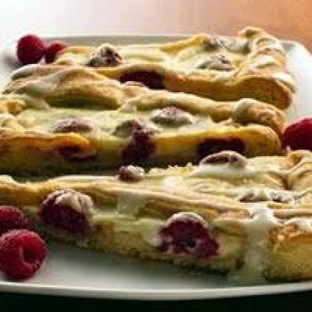 Cream Cheese-Raspberry Coffee Cake