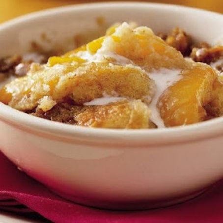 Praline Peach Cobbler