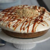 Salted Caramel Banana Pudding Pie