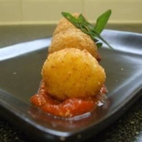 Arancini (Crispy Risotto Balls)