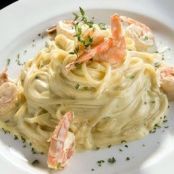 PASTA CON CANGREJO EN SALSA DE QUESOS