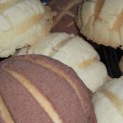 Conchas (Mexican Sweet Bread)