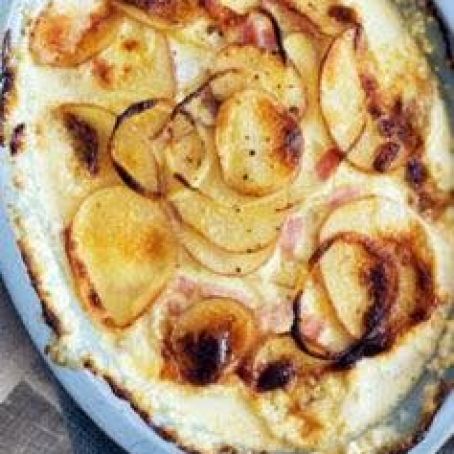 Creamy potato bacon bake
