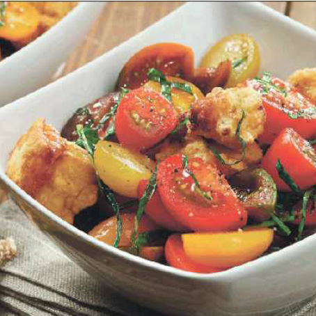 Tomato Halloumi Salad