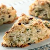 SCONE - Bacon Cheddar Chive Scone