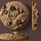 Desserts (Chewy Chocolate Chip Cookies)