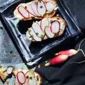 CROSTINI w/RADISHES & ANCHOVY BUTTER